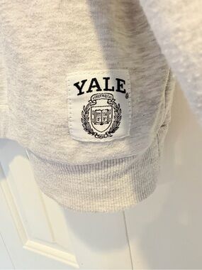 Vintage Yale University Crewneck Sweatshirt Gray Graphic Size #0150